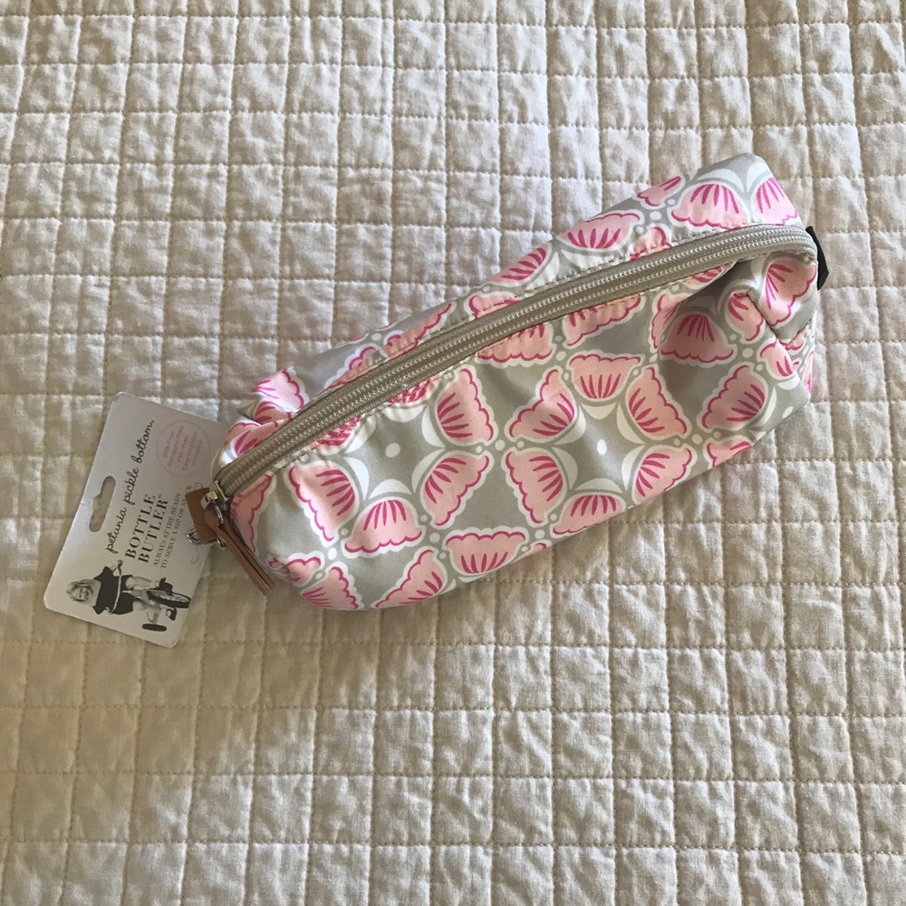 New with tags petunia pickle bottom bottle bag